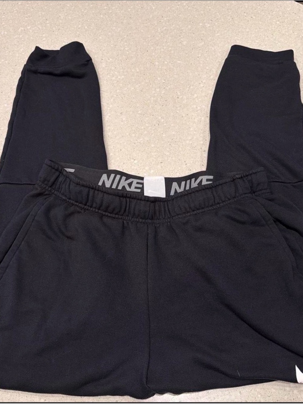 Nike Black Men's Elastic Waist Jogger Sweatpants